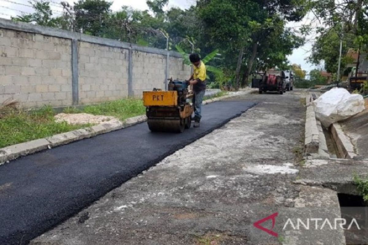 PKT lakukan terobosan olah 650 kilogram limbah plastik jadi bahan aspal jalan