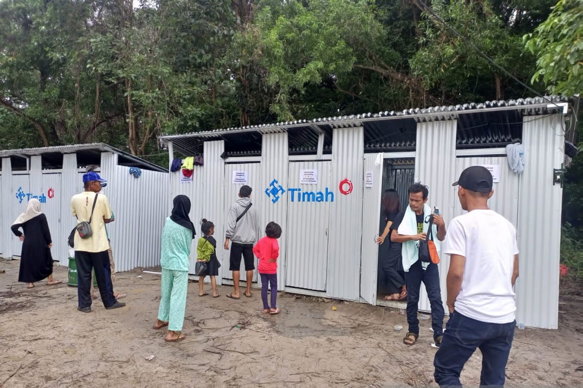 Tingkatkan kenyamanan pemudik, PT Timah Tbk dirikan toilet umum di Pelabuhan Tanjung Kalian
