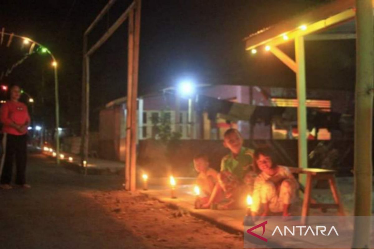 Tradisi pasang lampu sambut lebaran di  Minahasa Tenggara