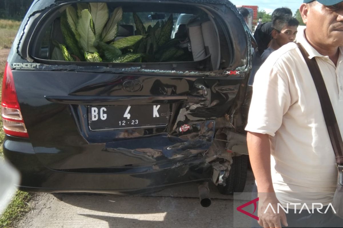 Empat kendaraan kecelakaan beruntun di ruas Tol Terbanggi Besar Lampung