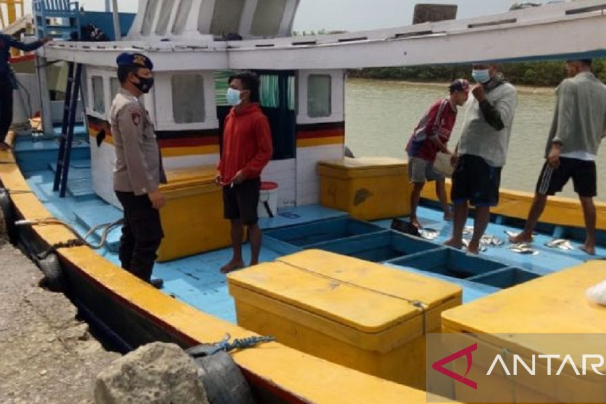 Arus mudik ke Gili Mandangin Sampang terpantau sepi