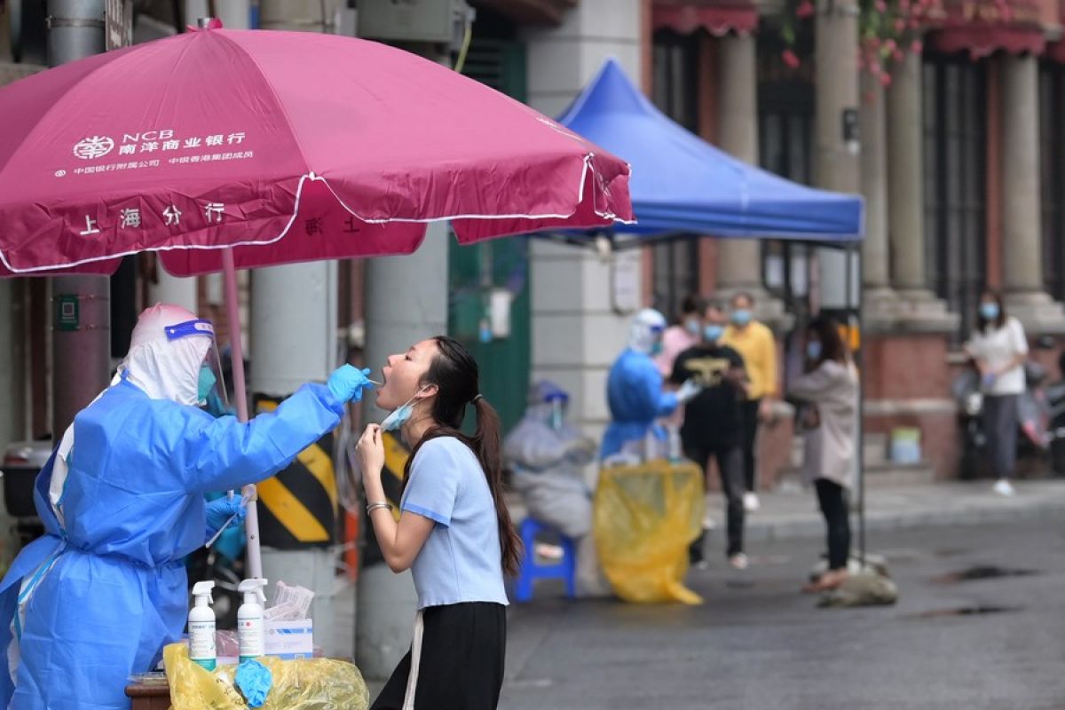 Semua kasus baru COVID-19 di Shanghai berasal dari area manajemen tertutup