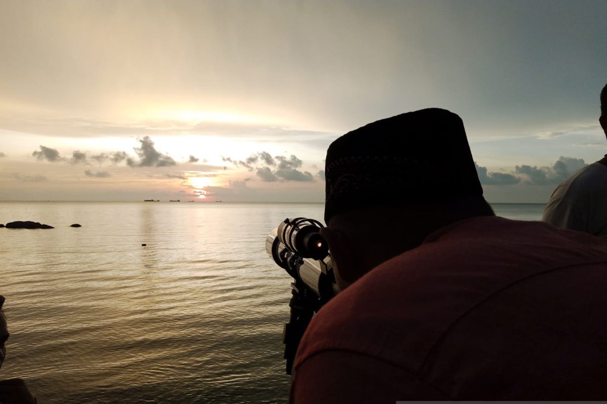 Pantauan hilal 1 Syawal di Belitung terhalang awan mendung