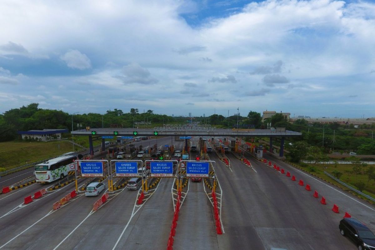 JTT catat 116 ribu kendaraan tinggalkan Surabaya lima hari terakhir
