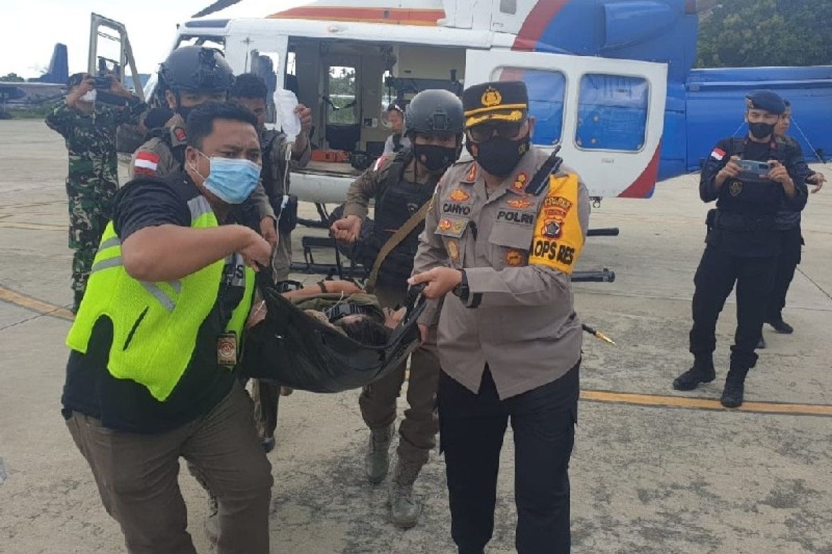 Personel TNI/Polri korban  KKB dirawat dua RS di Jayapura