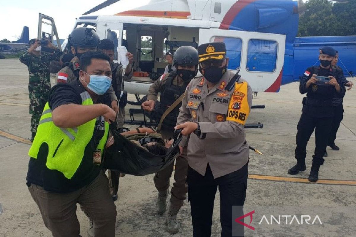 Dua personel TNI-Polri tertembak saat amankan ibadah di Gereja Okbibab