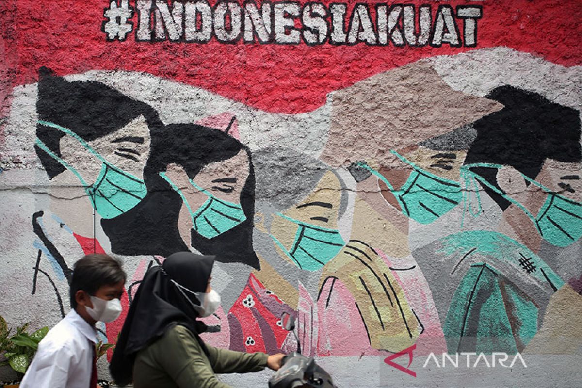 Minggu, Angka kasus harian COVID-19 di Indonesia berkurang