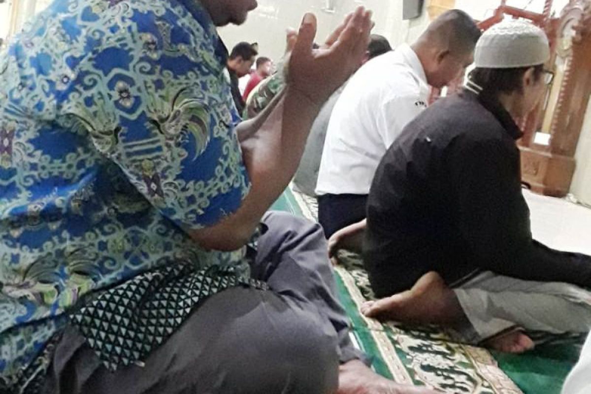 Meraih kemenangan Idul Fitri dan kembali Fitrah