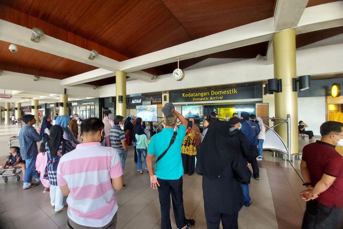 58.336 pemudik tiba di Bandara Minangkabau hingga  H-2