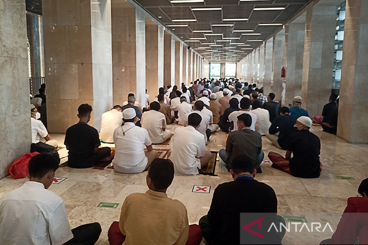 Penuh sesak, Masjid Istiqlal saat pelaksanaan Shalat Id