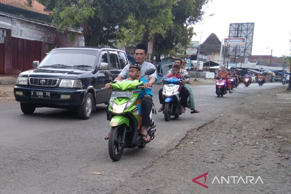 Tradisi silaturahmi Idul Fitri di Jepara berlangsung semarak