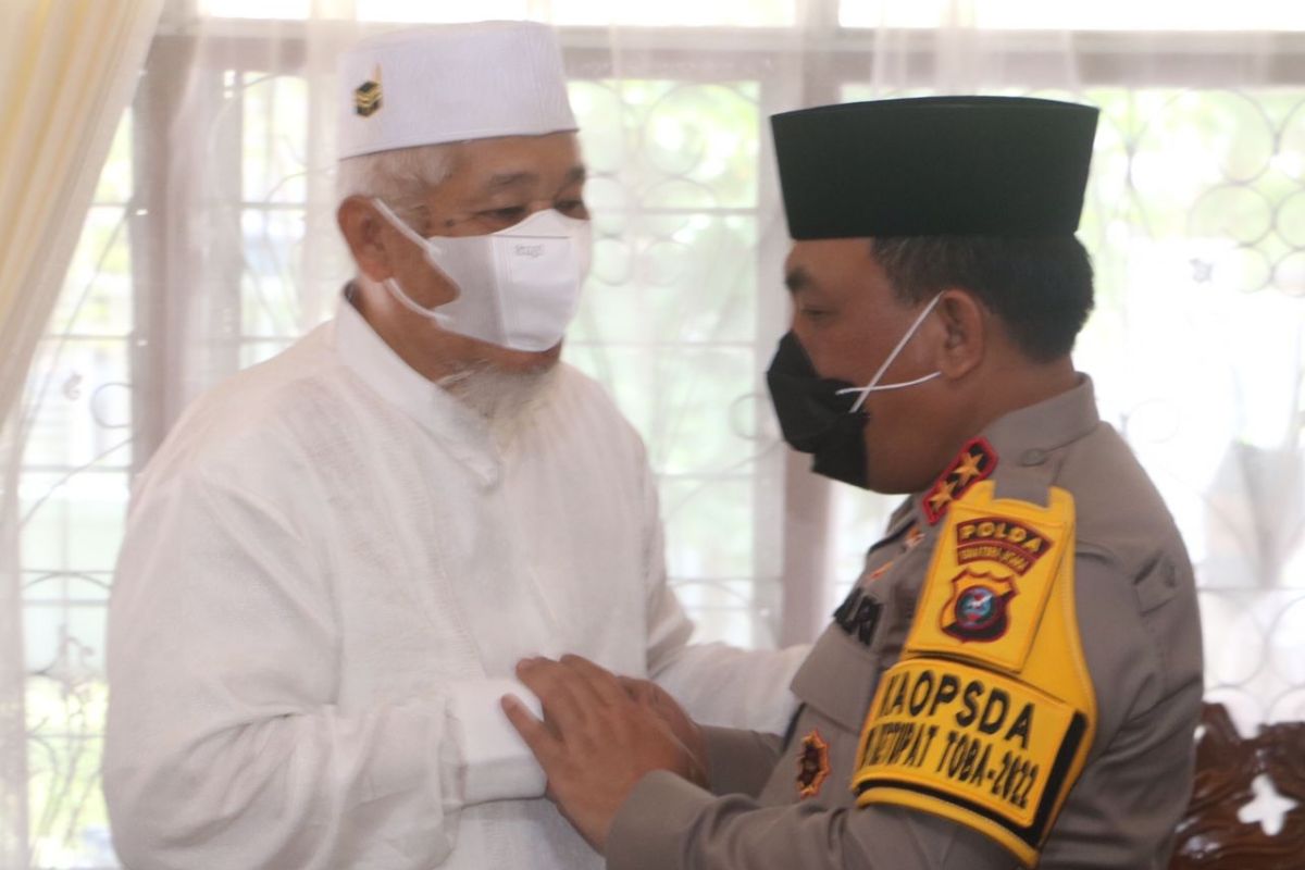 Kapolda Sumut silaturahim  ke tokoh agama pada Idul Fitri