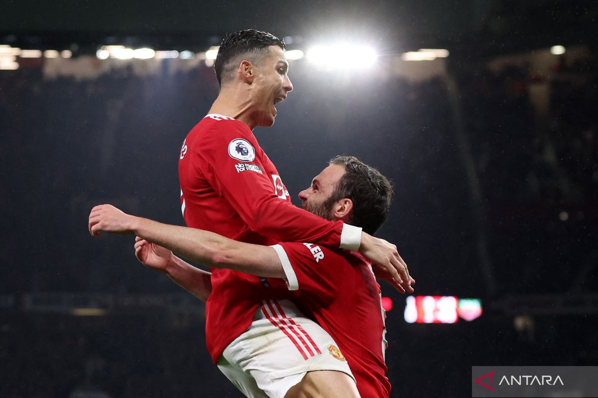 Roy Keane yakin Cristiano Ronaldo akan bertahan di Manchester United