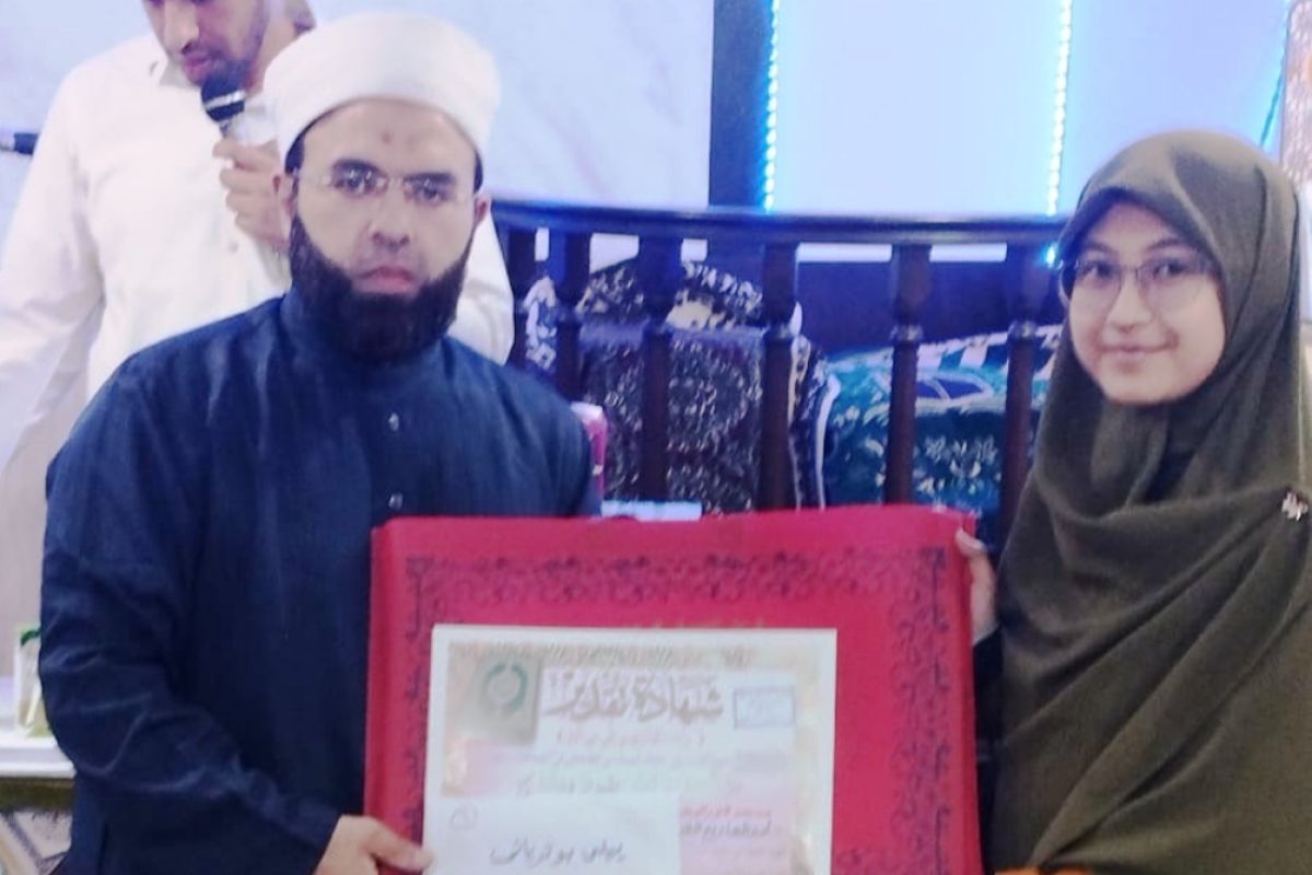 Mahasiswi asal Agam Sumbar juara pertama Tahfiz Quran di Mesir