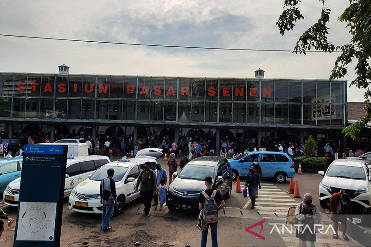 H+1 Lebaran, 32.894 pemudik tiba di Stasiun Gambir & Pasar Senen