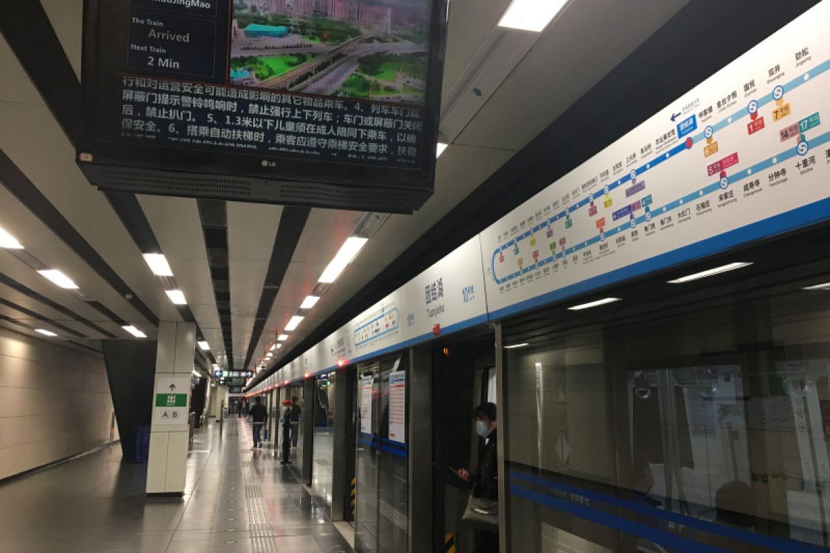 453 warga Beijing positif COVID-19, 40 stasiun 'subway' ditutup