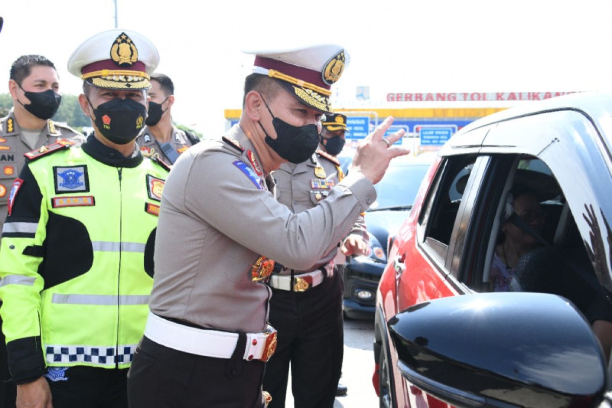 Kakorlantas pantau jalur tol lewat udara jelang puncak arus balik