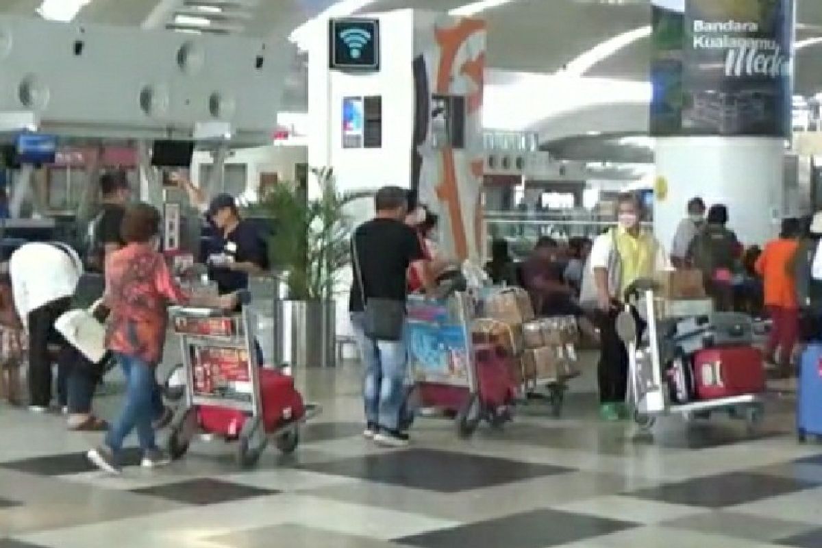 Mudik lebaran, penumpang di Bandara Kualanamu tembus 100 ribu lebih