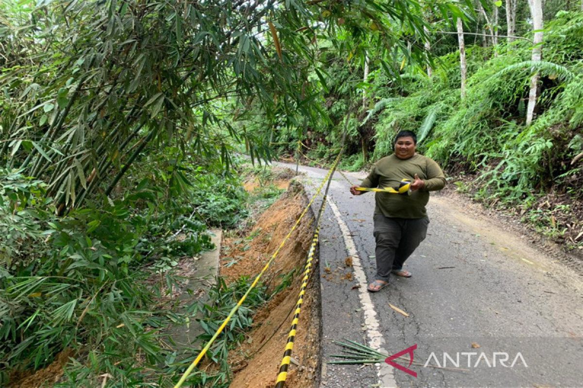 DPRD apresiasi langkah cepat penanganan longsor Jalan Muara Teweh - Lemo