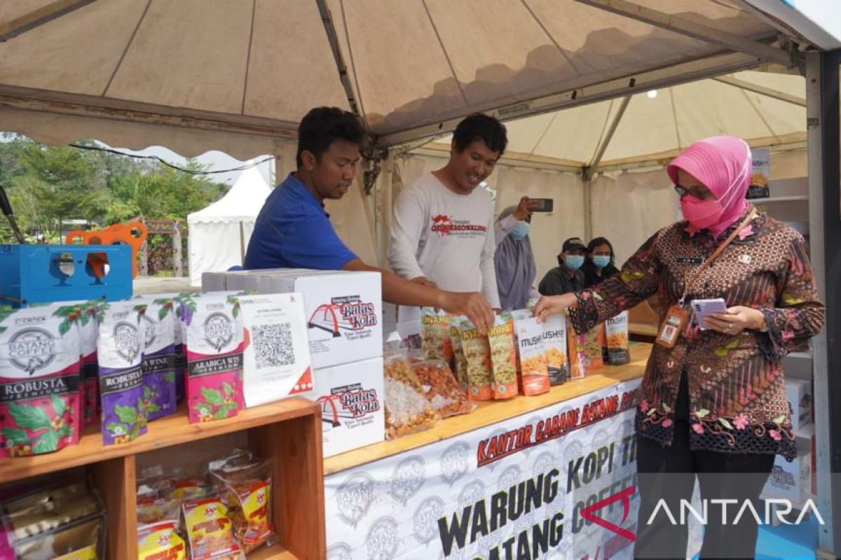 Blibli gelar "Bazaar UMKM Wow" di Rest Area KM 360 Batang