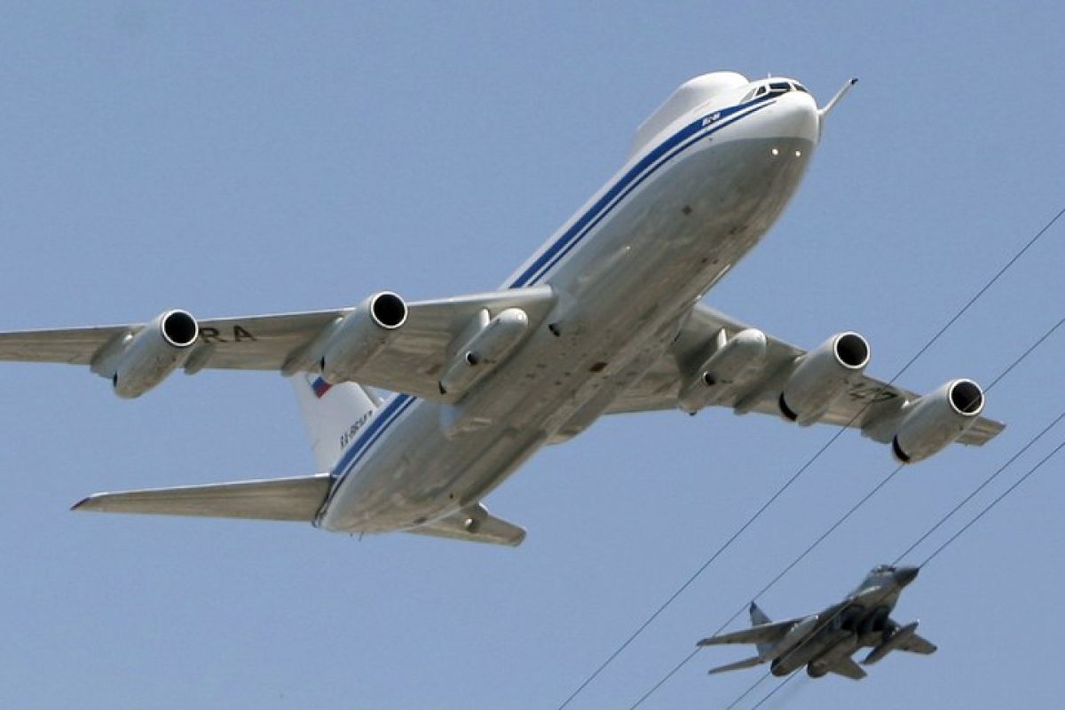 "Pesawat hari kiamat" Rusia berlatih dalam parade Hari Kemenangan