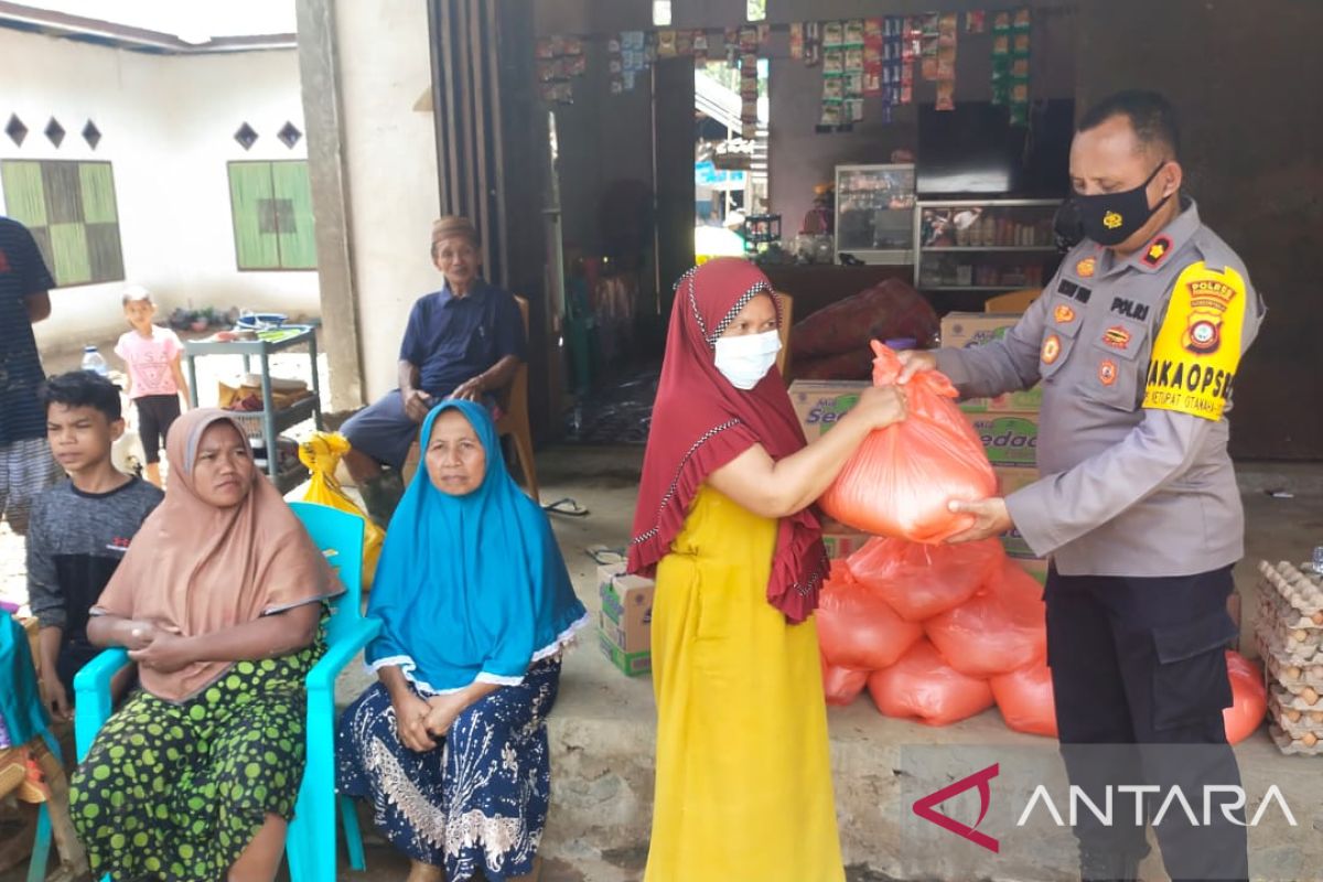 Polres Gorontalo Utara salurkan bantuan ke warga terdampak banjir