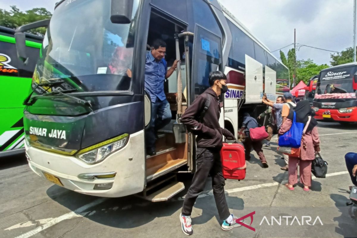 Lonjakan arus balik di Terminal Kalideres mulai terlihat