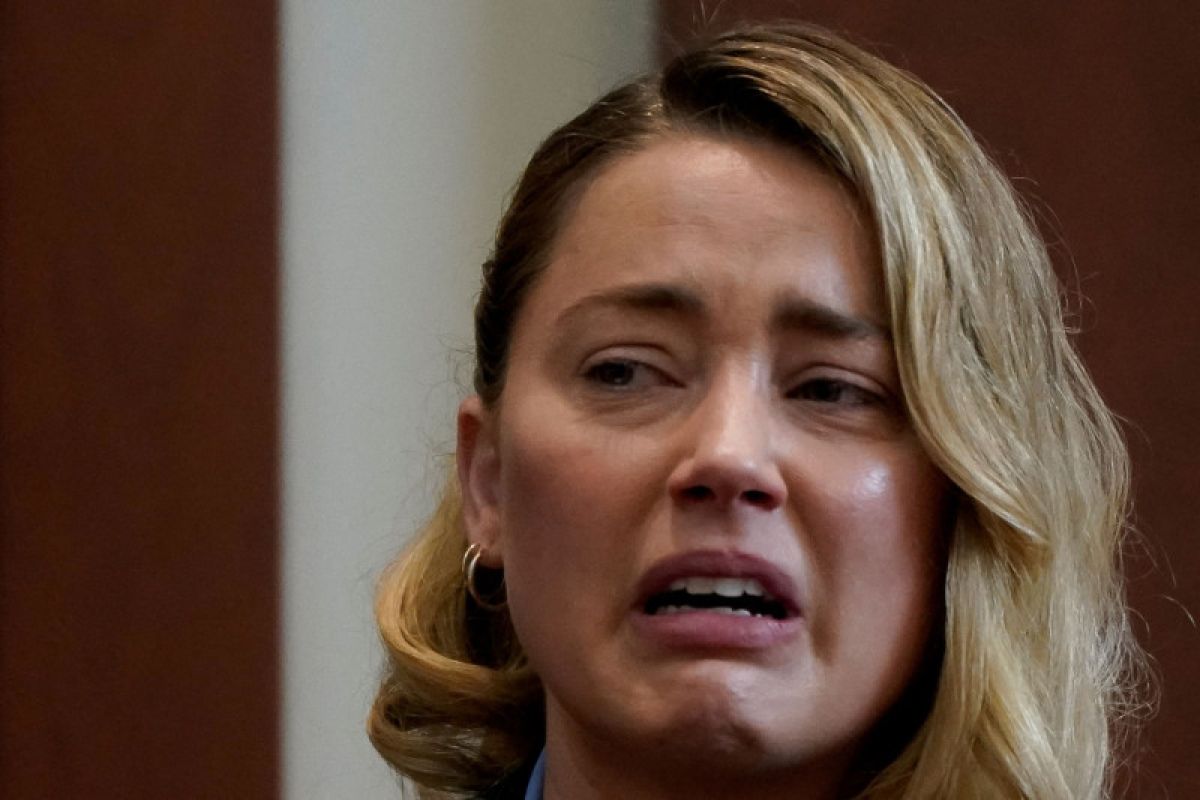 Pernyataan mengejutkan dari testimoni Amber Heard di kasus defamasi