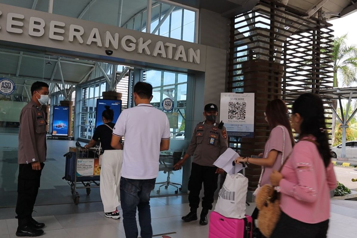 Arus balik lebaran di Bandara Lombok telah mulai