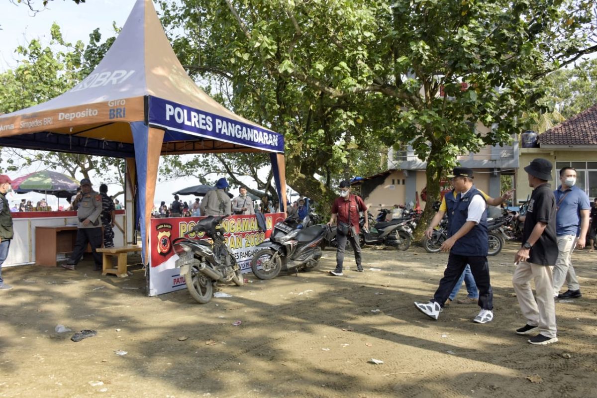 Wagub Jawa Barat pantau Pantai Pangandaran kala libur Lebaran