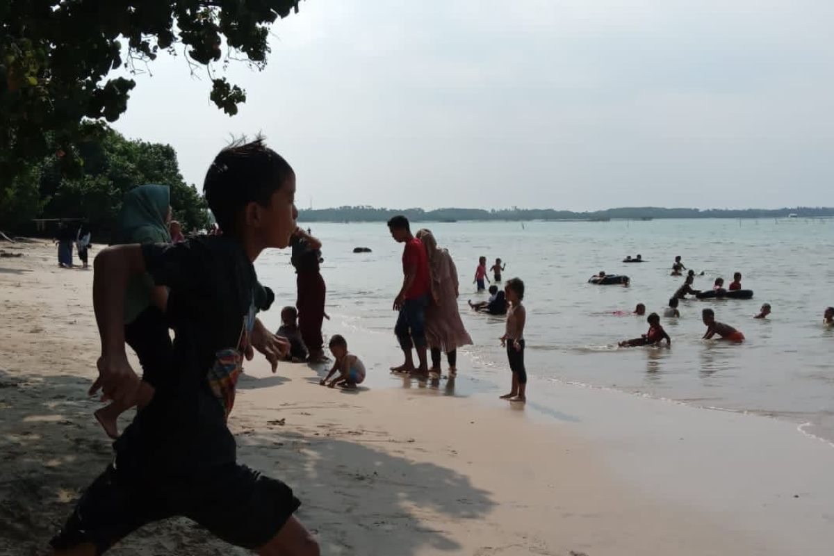 Banten ingatkan wisatawan terapkan protokol kesehatan