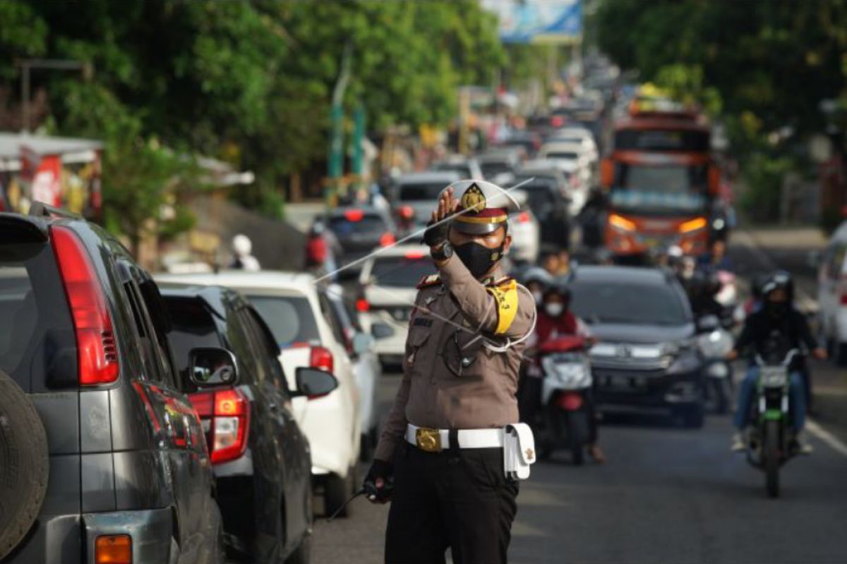 Some 970,461 vehicles enter Yogyakarta during Eid