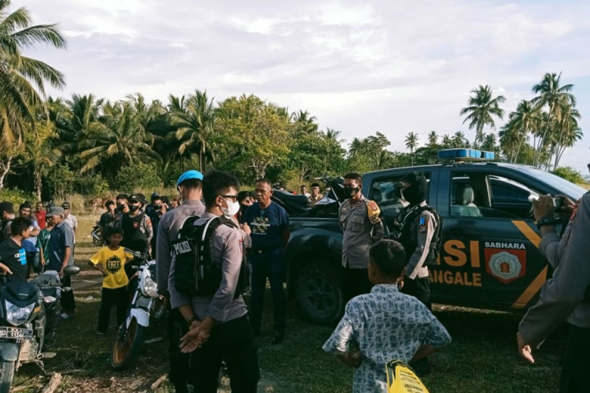 Polres Mamuju Tengah membubarkan balap liar di kawasan wisata