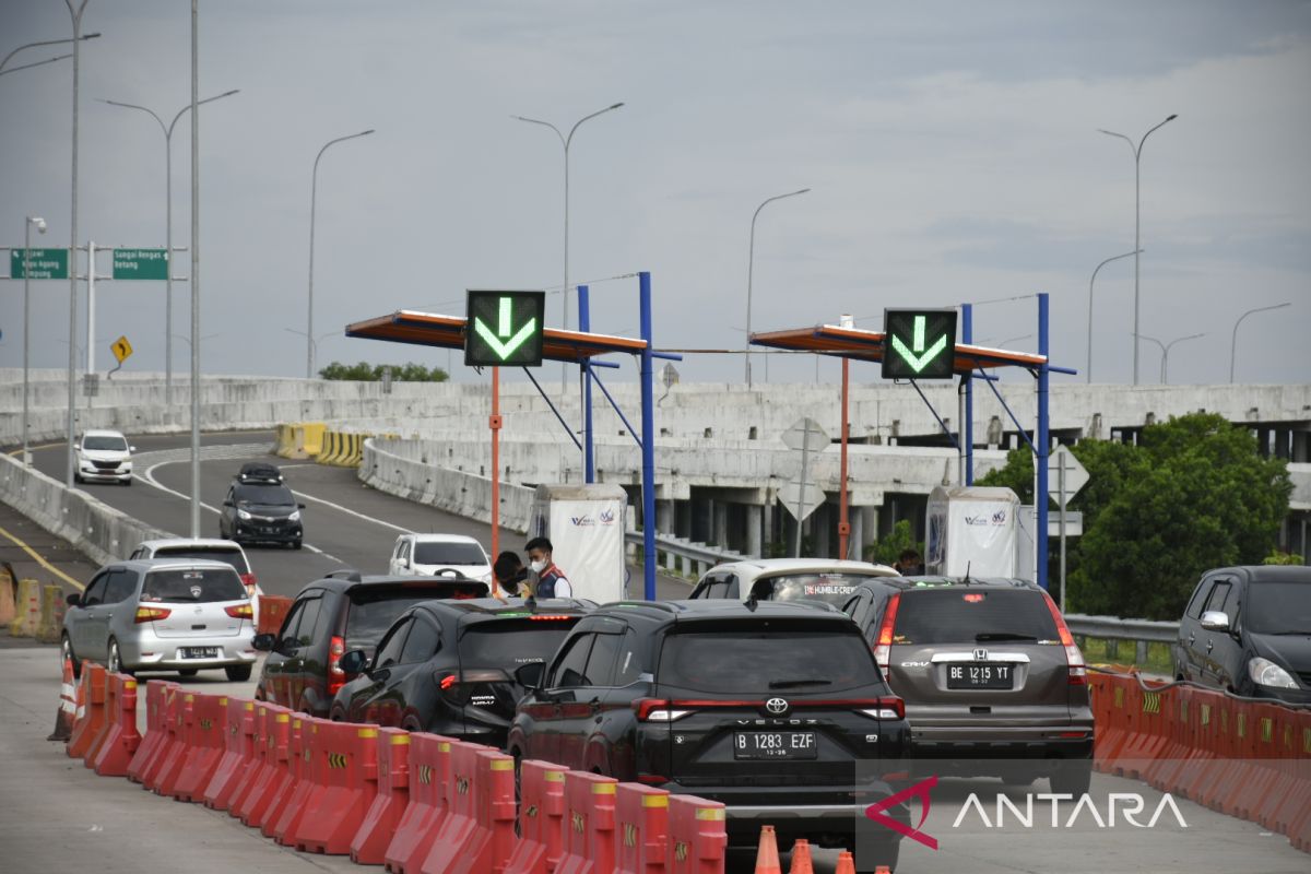 7.160 kendaraan pemudik melintasi GT Kramasan ke Lampung H+3 Lebaran