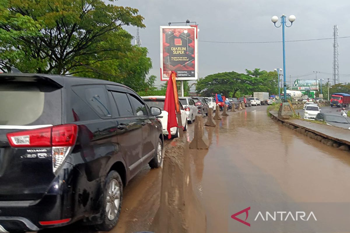 Puncak arus balik di Sulsel akhir pekan capai 700 ribu jiwa