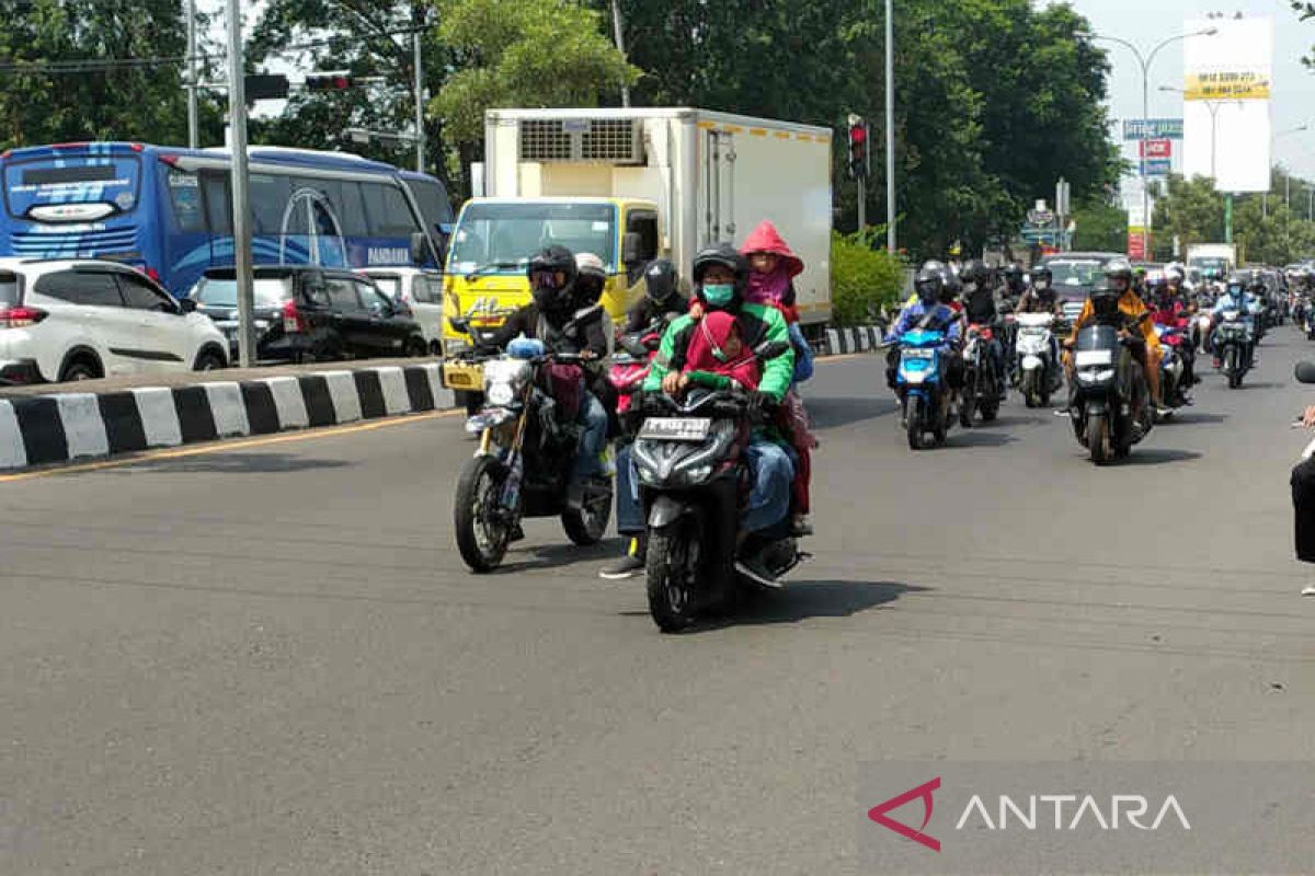 Polres Cirebon prioritaskan kendaraan arah Jakarta dan Jawa Tengah