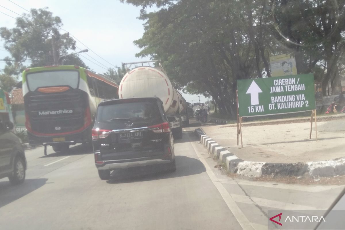 Gerbang tol di Karawang ditutup sebagai dampak penerapan one way
