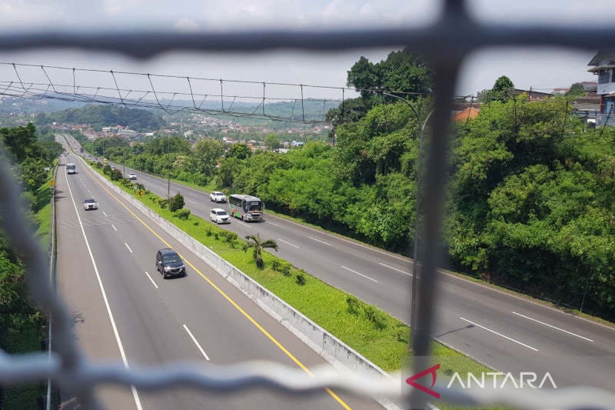 Sistem satu arah berlaku situasional di tol dalam kota Semarang