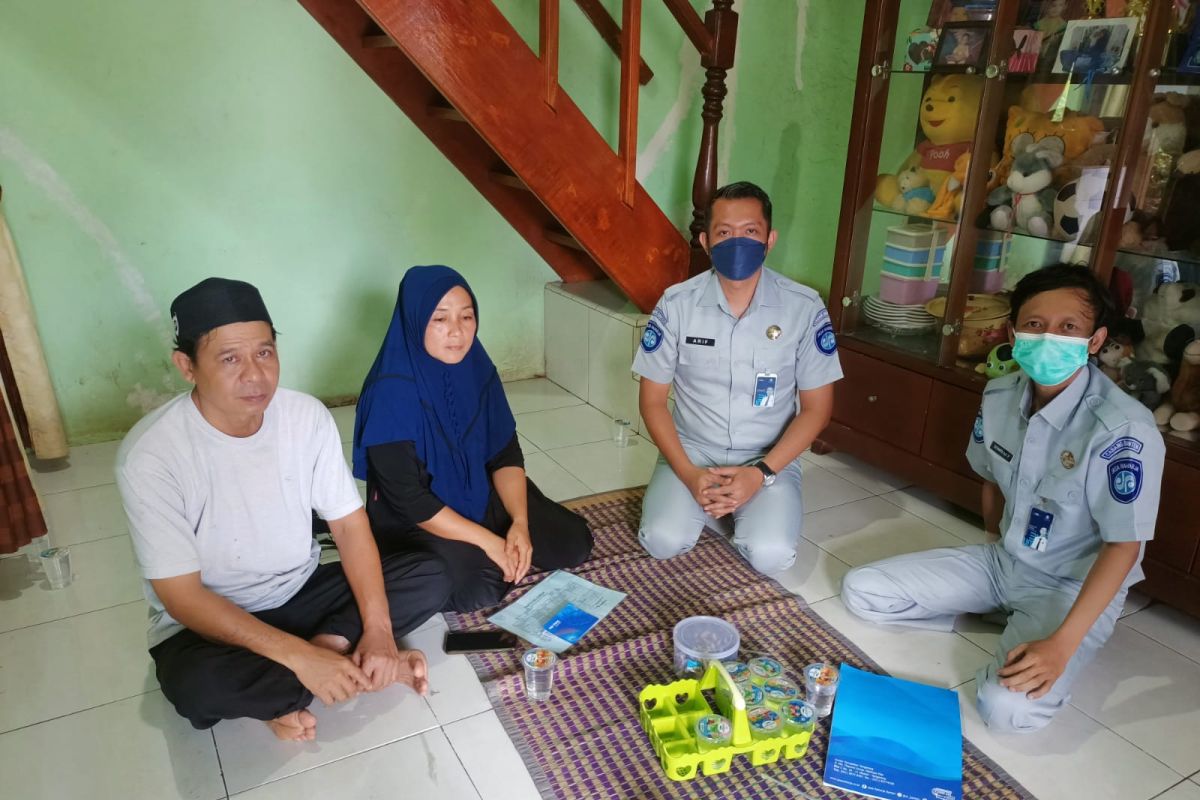 Jasa Raharja Tangerang santuni korban kecelakaan Lalin di Tol Palikanci, Cirebon