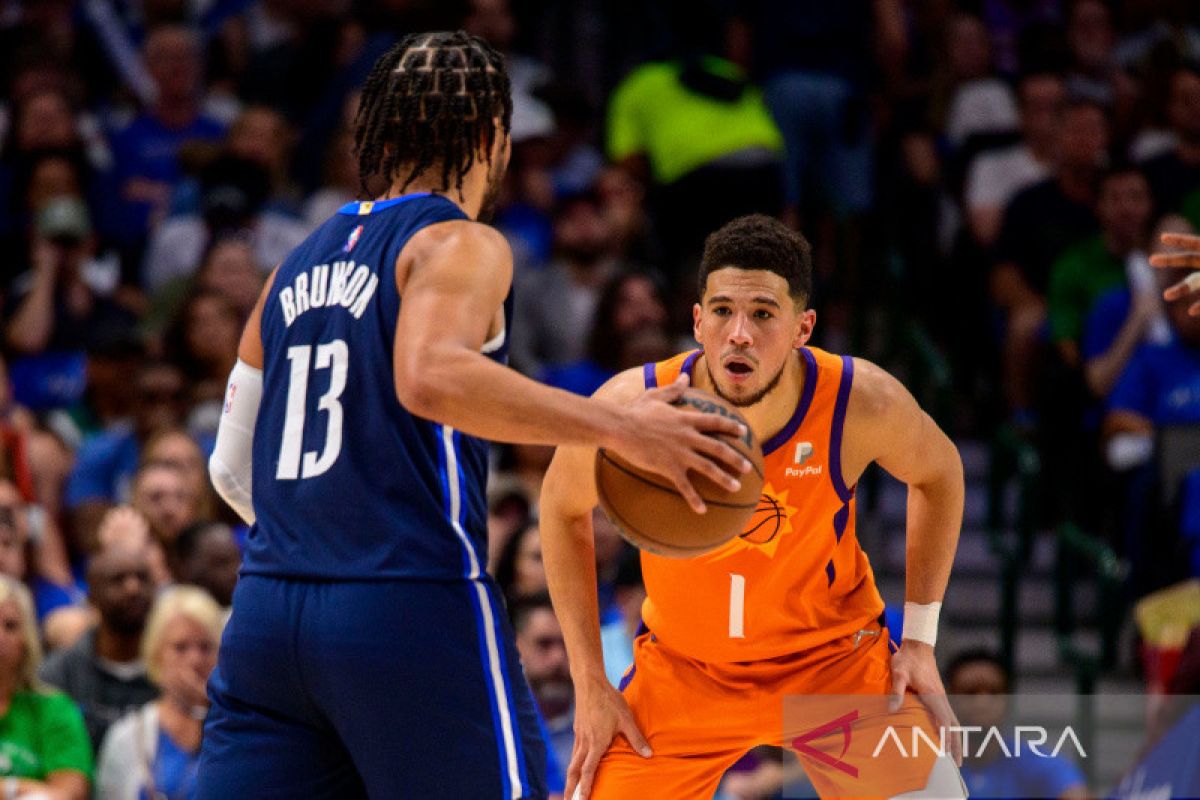 Devin Booker tak khawatir walau Suns kalah beruntun lawan Mavericks