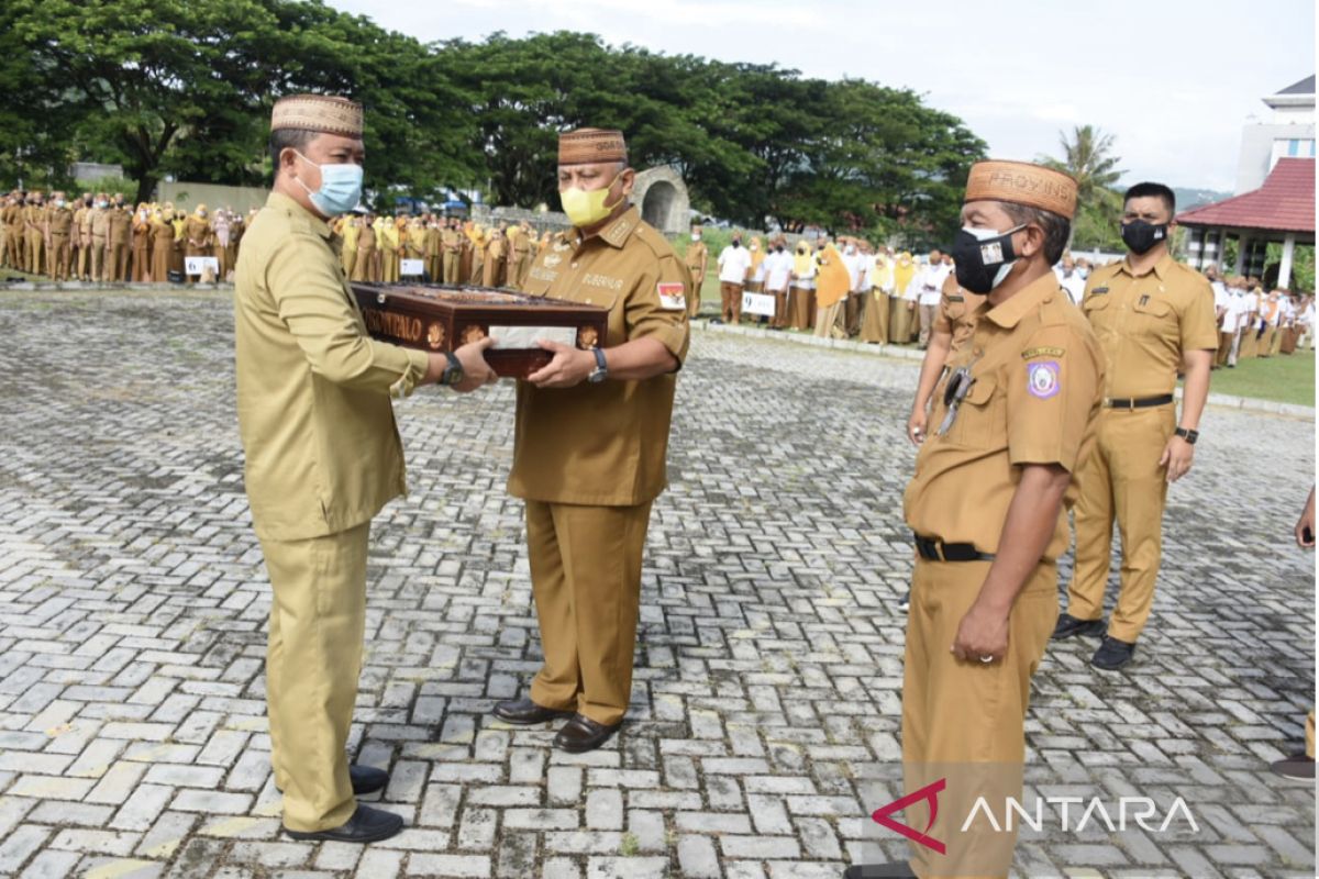 Pakaian dinas Gubernur dan Wagub akan dipajang di Museum Gorontalo