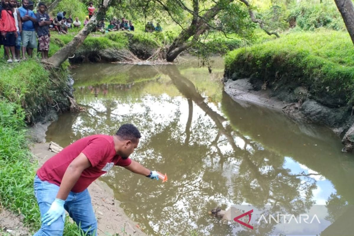 Jenazah tidak beridentitas ditemukan mengapung di Kali Huluka