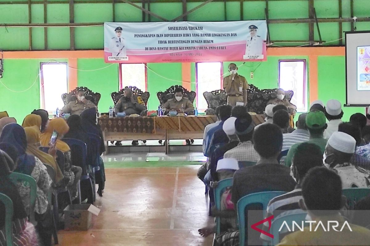 Kesbangpol HST gelar sosialisasi penangkapan ikan yang ramah lingkungan