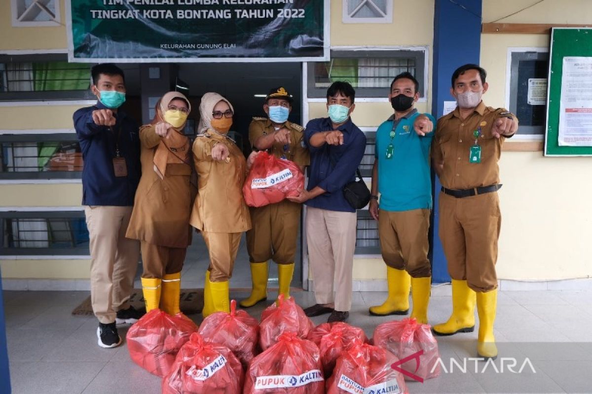 Respon Cepat Banjir Bontang, PKT proaktif salurkan 1.000 paket makanan di 5 kelurahan