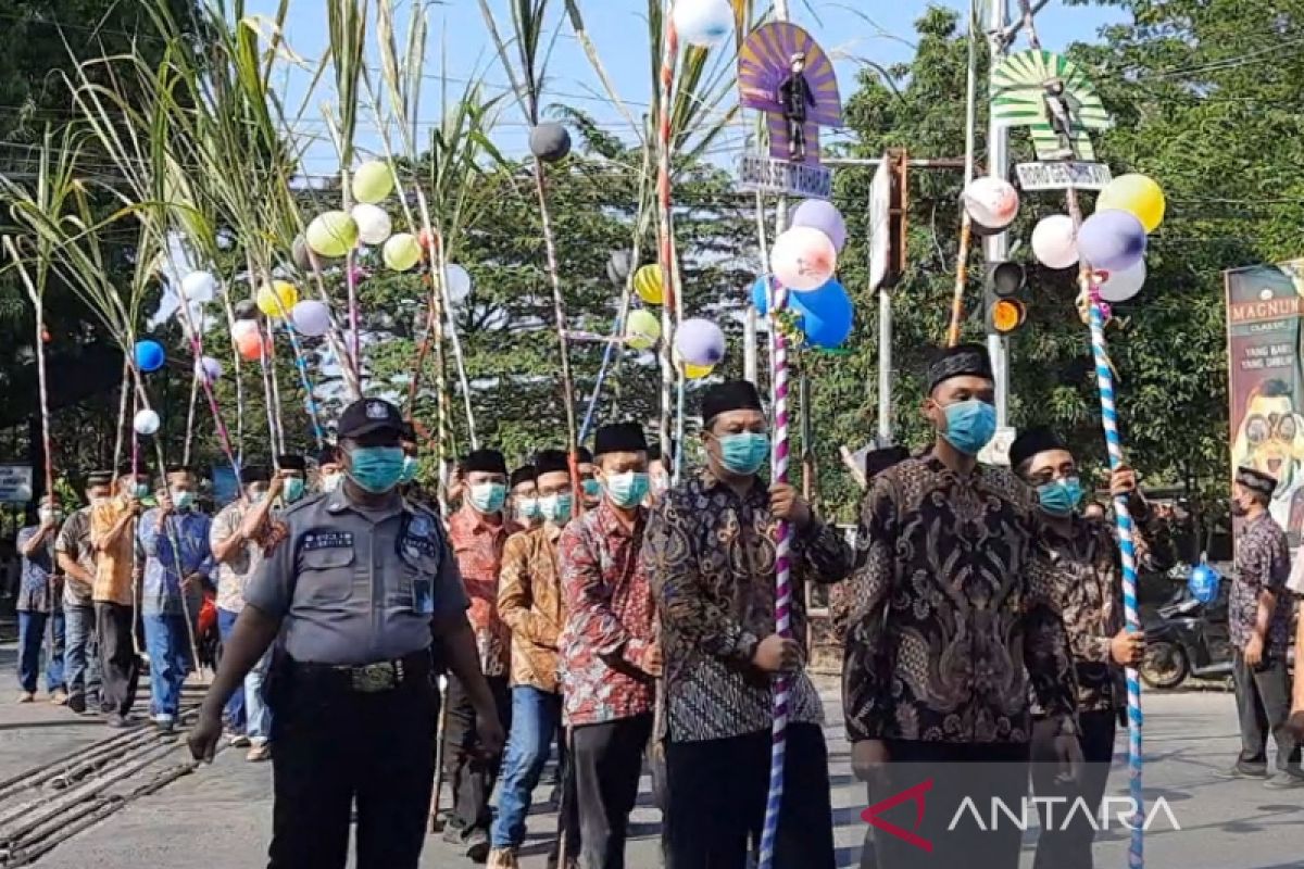 PG Rendeng Kudus masih lestarikan tradisi "temanten tebu"