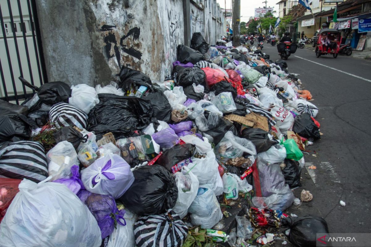 Yogyakarta pastikan sampah tak luber meski TPA Piyungan tutup dua hari