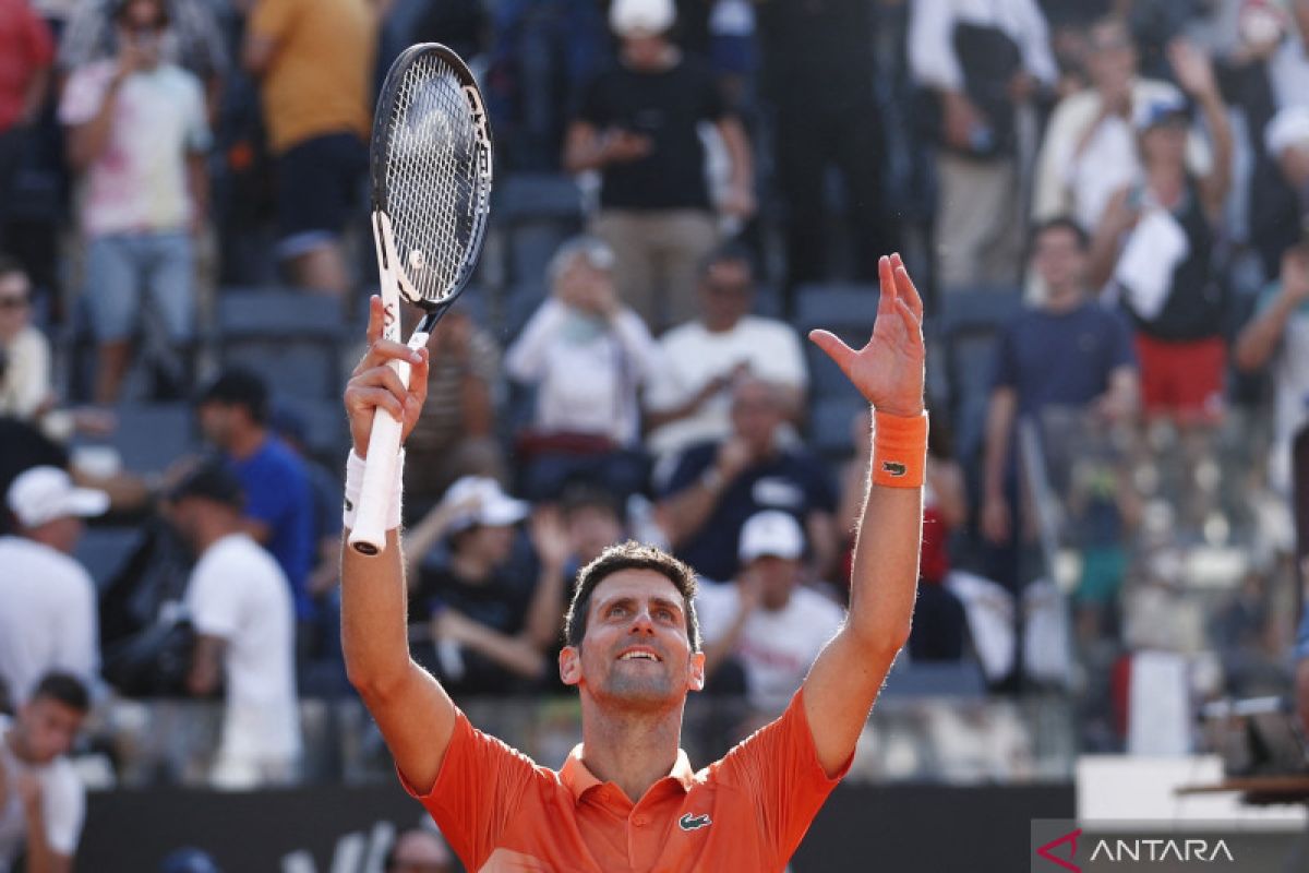 Djokovic taklukkan Karatsev straight set  di Italia Open