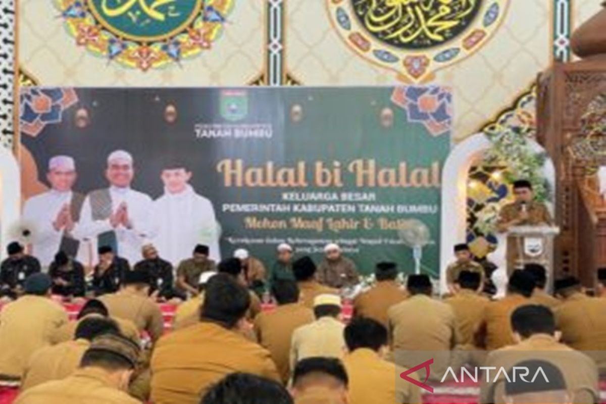 Hari pertama masuk kerja, jajaran ASN Tanah Bumbu berhalal bi halal