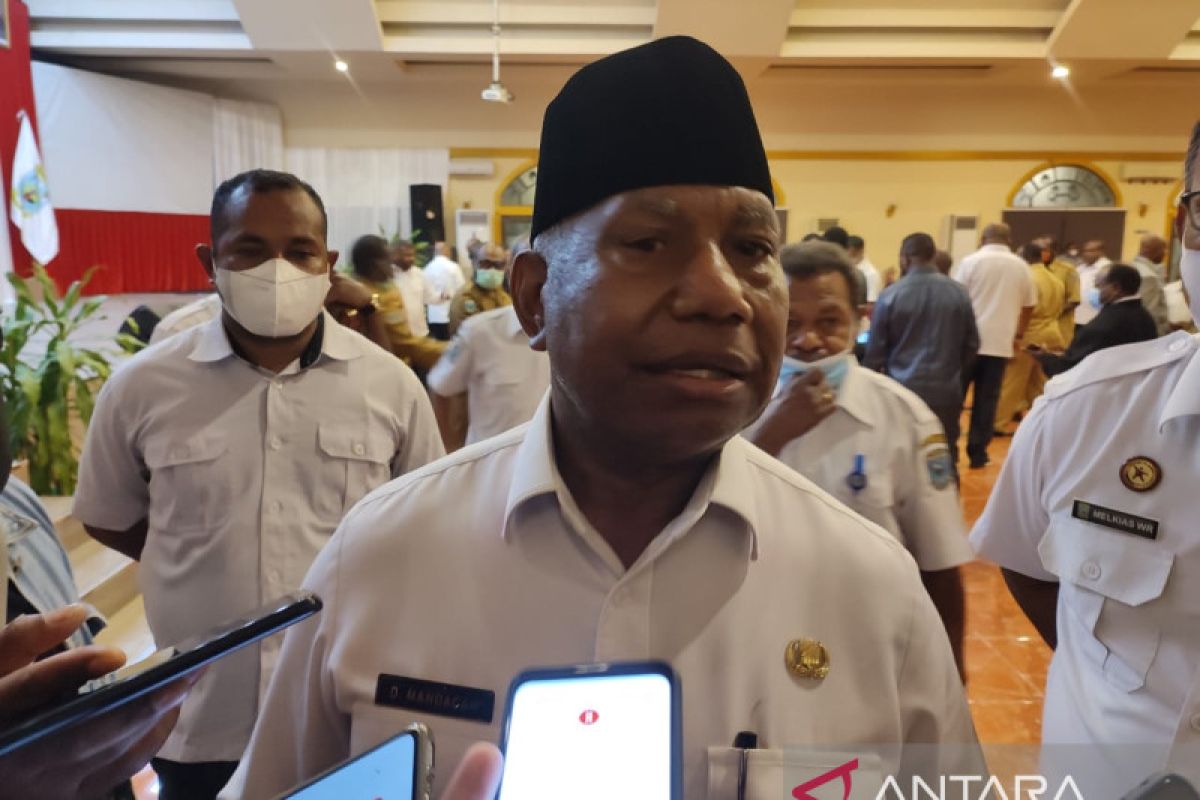 Dominggus Mandacan tidak hadiri pelantikan Penjabat Gubernur Papua Barat