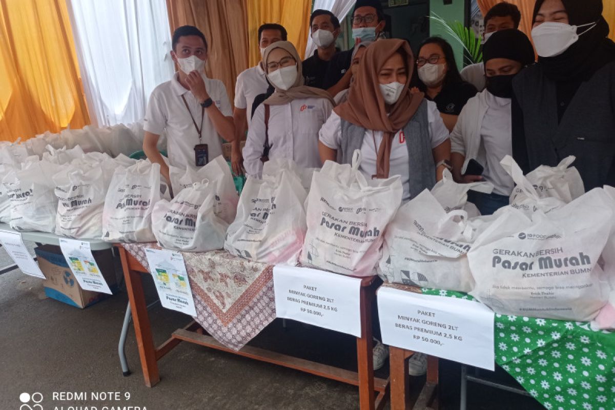 BUMN Gerakan Bersih gelar pasar murah sembako di Kabupaten Pandeglang